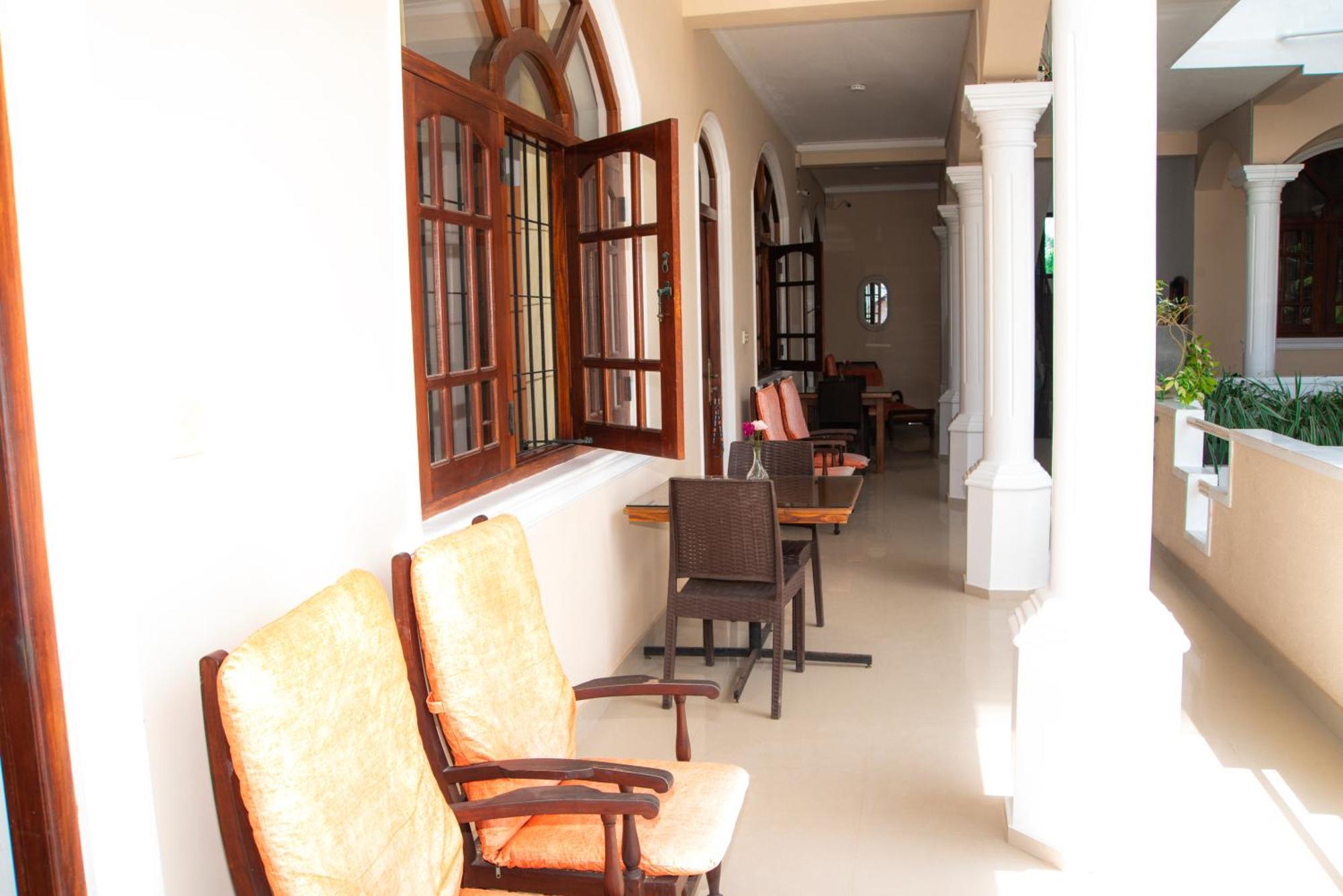 Angel Inn Guest House Negombo Ngoại thất bức ảnh