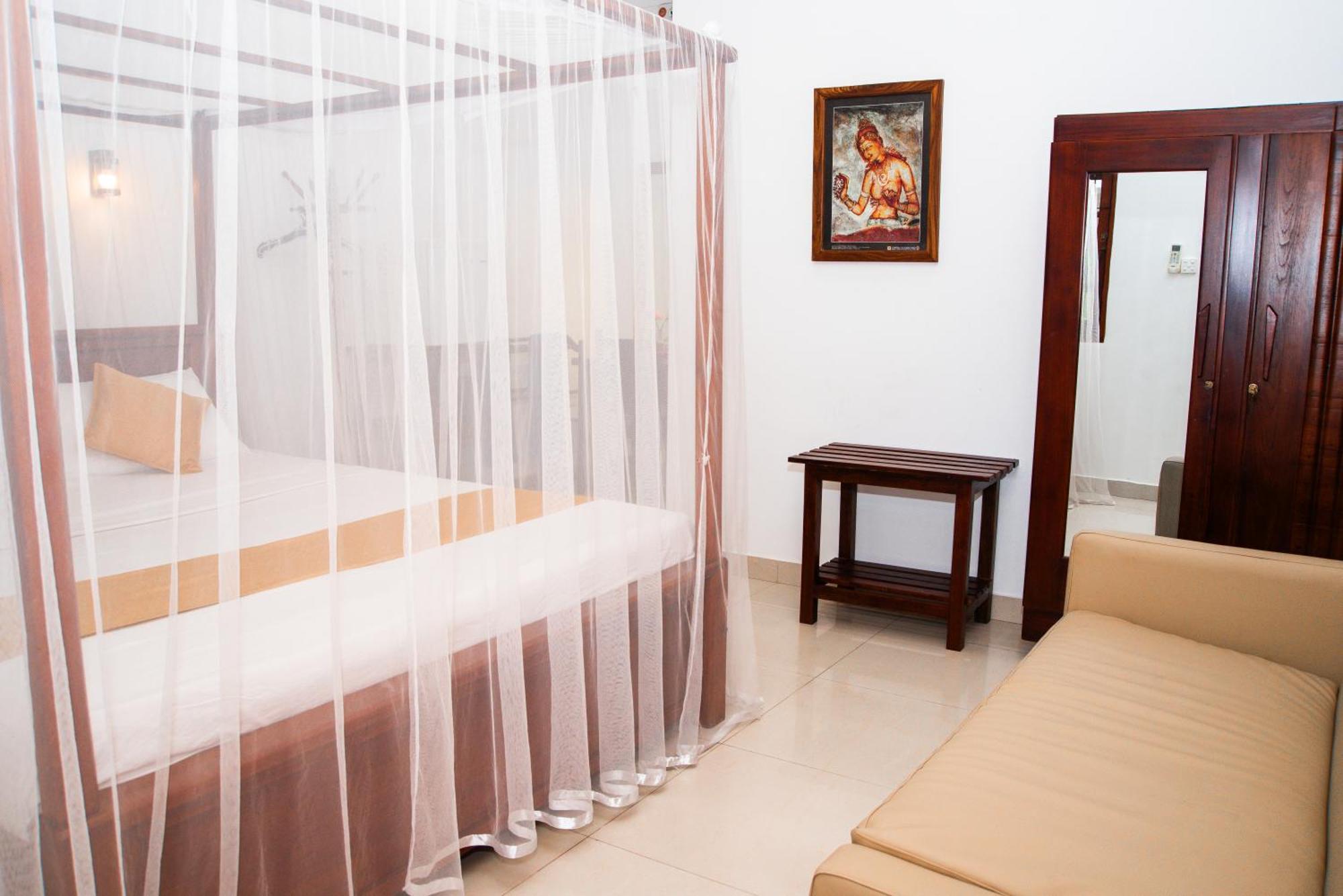 Angel Inn Guest House Negombo Ngoại thất bức ảnh