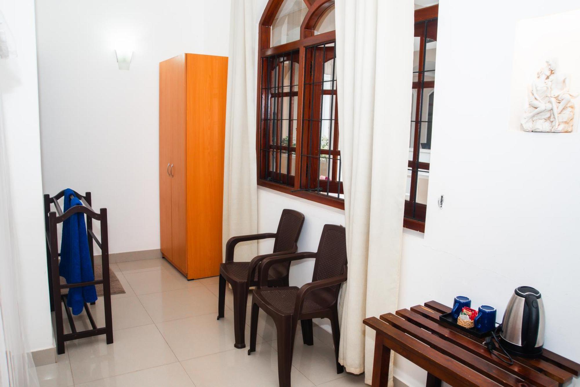 Angel Inn Guest House Negombo Ngoại thất bức ảnh