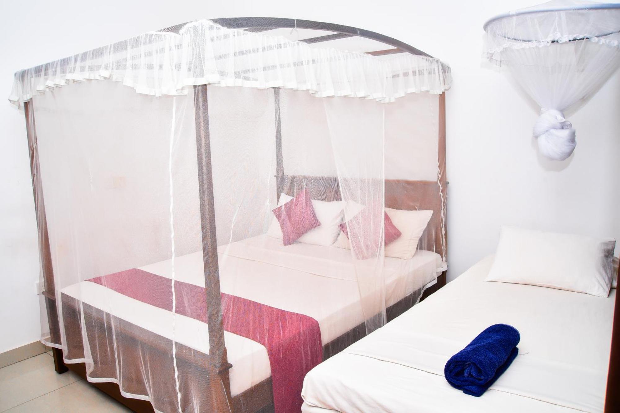 Angel Inn Guest House Negombo Ngoại thất bức ảnh