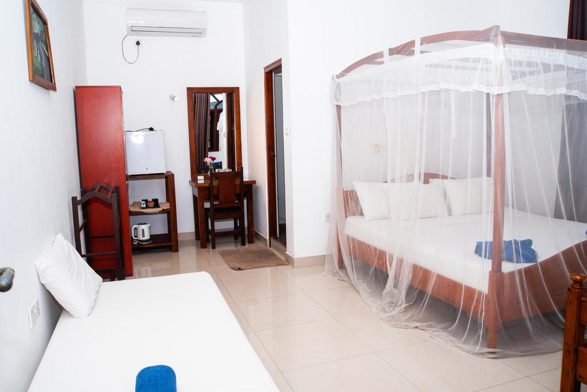 Angel Inn Guest House Negombo Ngoại thất bức ảnh