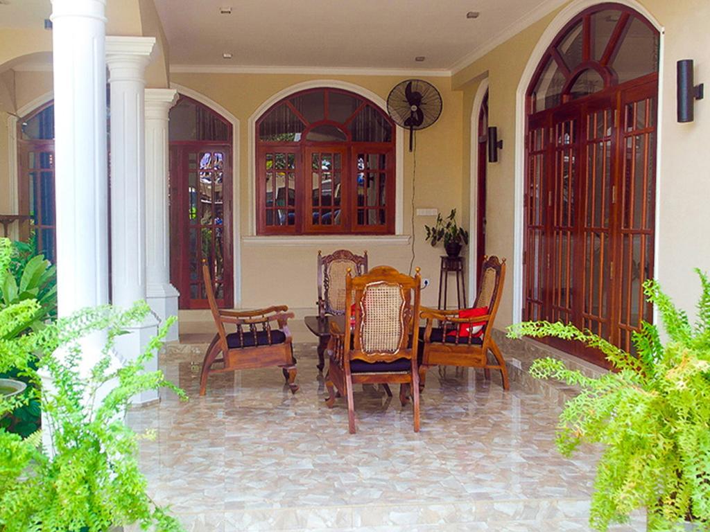 Angel Inn Guest House Negombo Ngoại thất bức ảnh