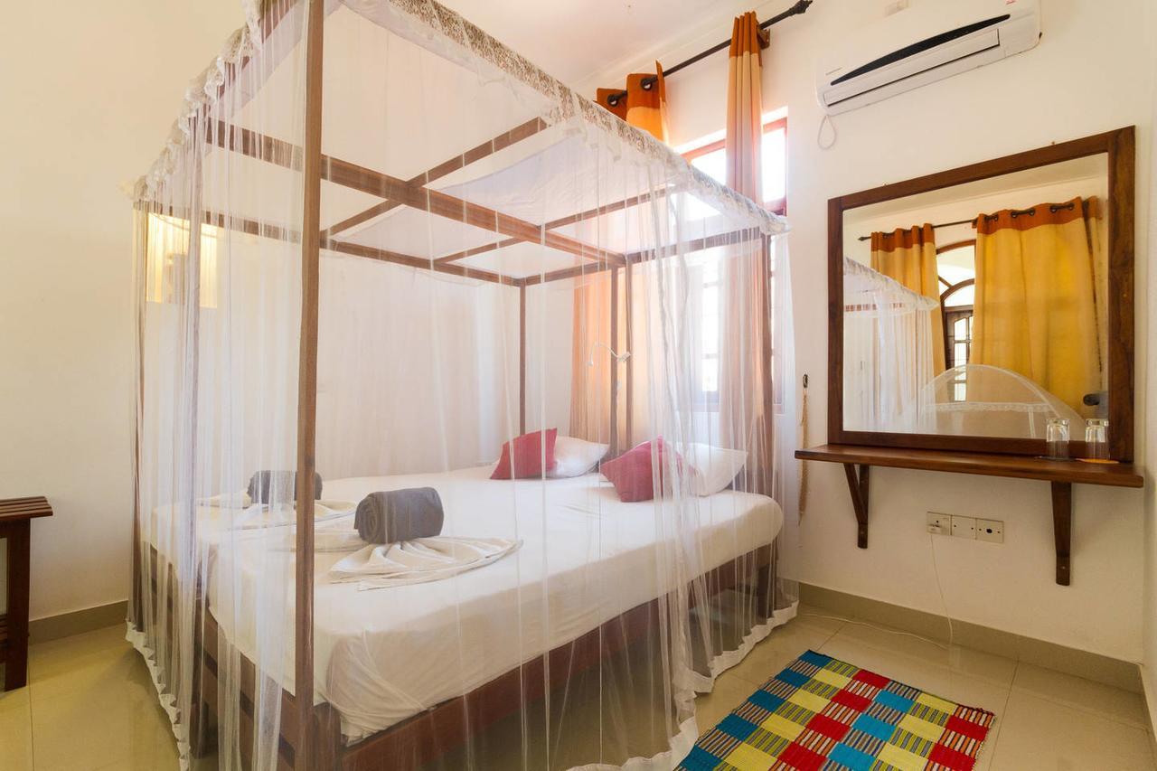 Angel Inn Guest House Negombo Ngoại thất bức ảnh