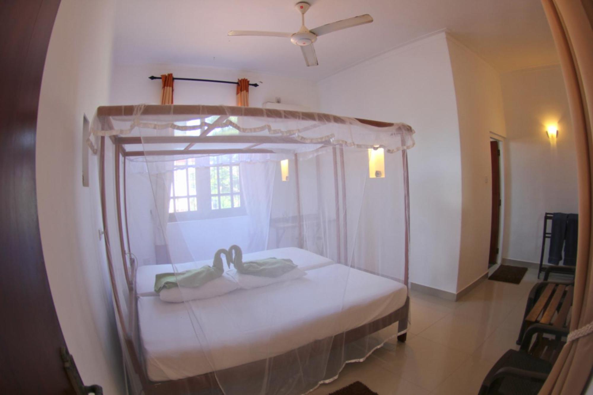 Angel Inn Guest House Negombo Ngoại thất bức ảnh